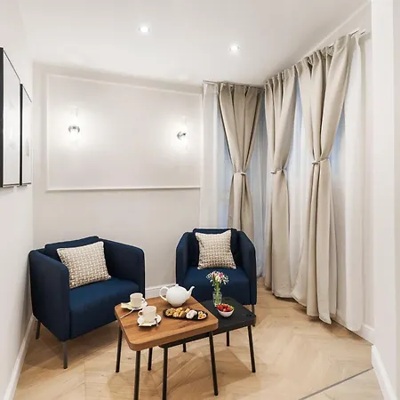 Sistina Boutique בית הארחה